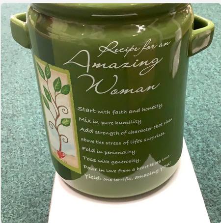 Amazing Woman Utensil Holder